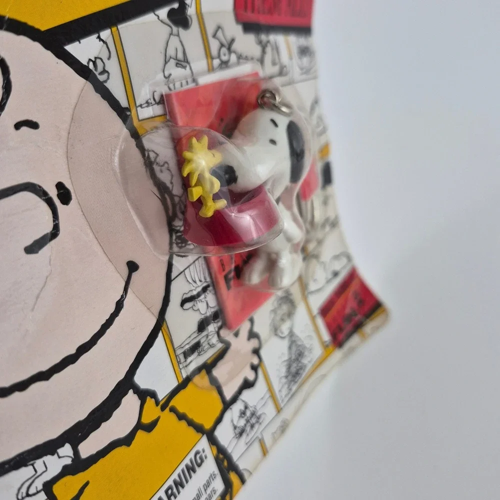 Vintage Peanuts Snoopy Woodstock Keychain Basic Fun Clip On Item 486-0 New